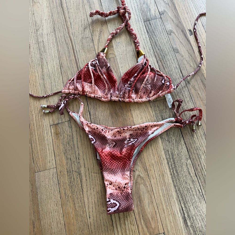 Animal Print scrunch butt bikini
